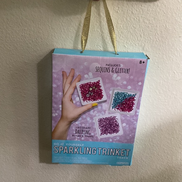 Horizon Group Do It Yourself Sparkling Trinket Trays - Picture 9 of 10